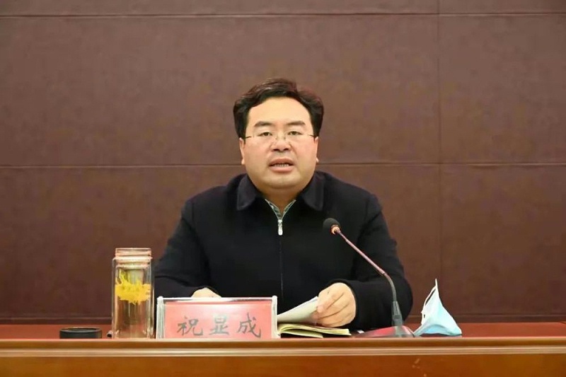 高服在第五屆縣長質(zhì)量獎大會上被表彰！